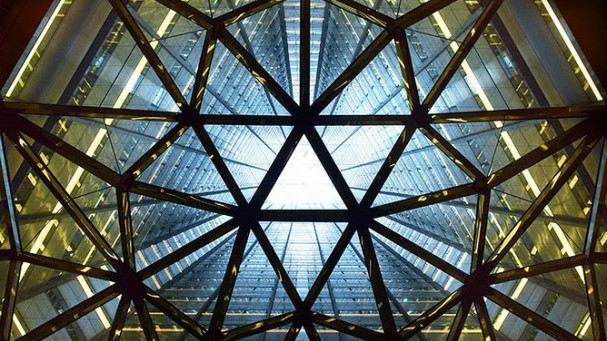 Tour privado: un recorrido fotogénico en la ciudad de Dungeon: Shinjuku