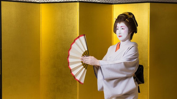 Experiencia de 1,5 horas con una geisha en Chaya en Tokio
