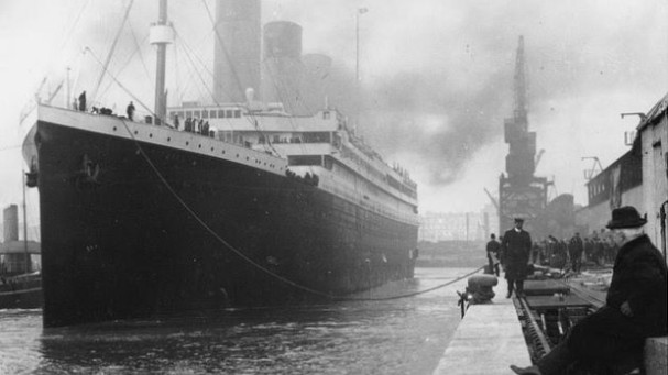 Cobh: 1-Hour Titanic Ghost Tour