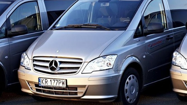 Private Gdansk airport transfer up 4 people