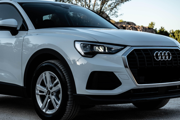 Atene/Mykonos: Trasporto (aeroporto/porto/hotel) con stile