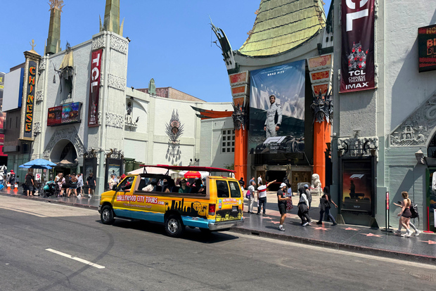 Los Angeles: Tour en autobús al aire libre por Hollywood y las casas de los famosos