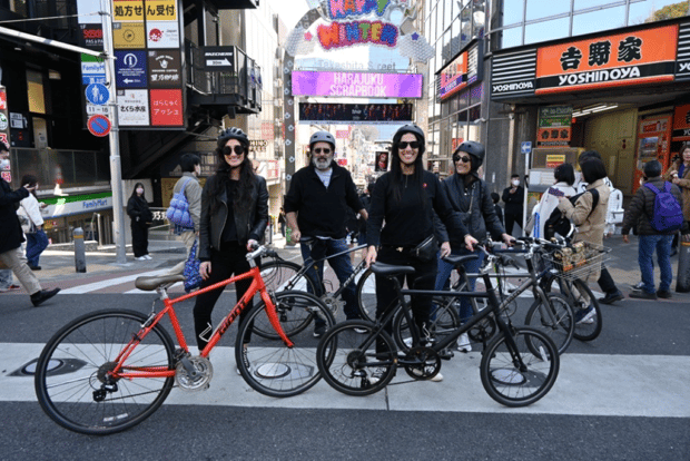 Tour in bicicletta di Tokyo: Shibuya, Harajuku e gemme nascoste