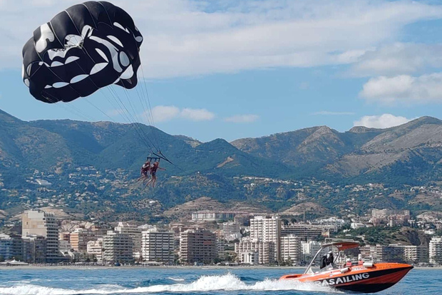 Fuengirola: la migliore esperienza di parasailing a Fuengirola