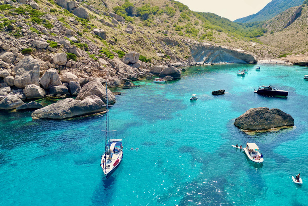 Польенса/Алькудия: дневной парусный тур к мысу Форментор