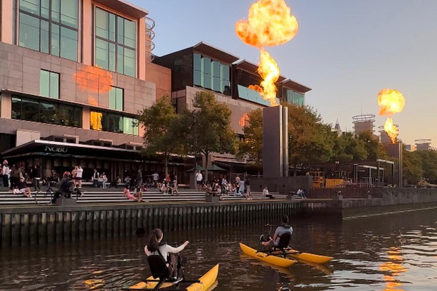 Melbourne: tour in moto d'acqua al crepuscolo sul fiume Yarra