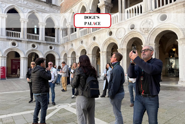 Экскурсия по Дворцу дожей и прогулка на гондоле