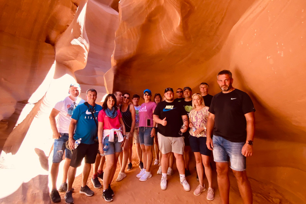 Antelope Canyon und Horseshoe Bend: Tagestour ab Las Vegas