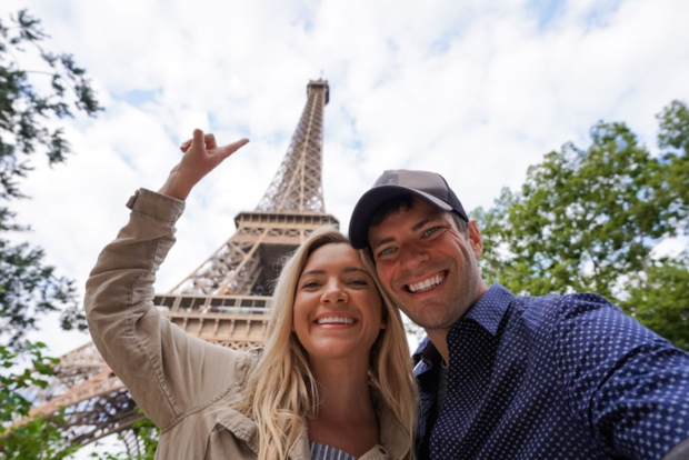 Tour semi privato a piedi di Parigi: Louvre, Torre Eiffel e Battello
