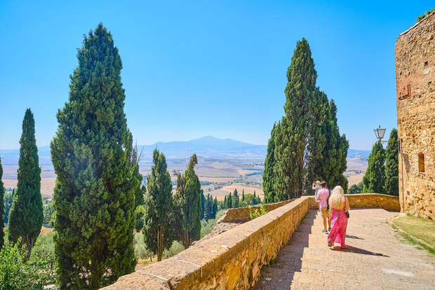 From Florence: Val D'Orcia Tour with Wine Tasting
