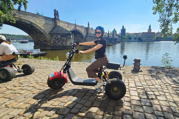 Praga: Tour della città in Trike Elettrico