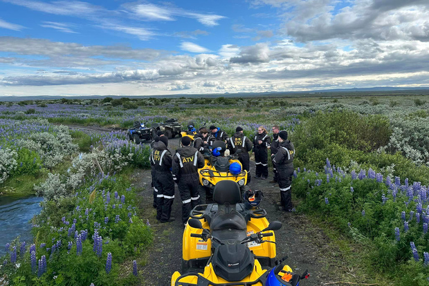 Escursione guidata in ATV vicino a dettifoss in Islanda