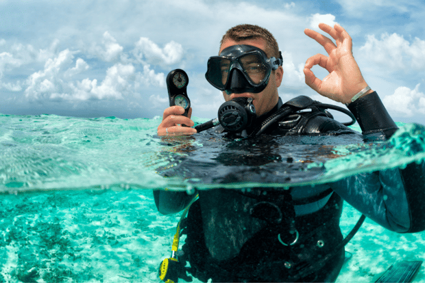 Scopri le immersioni subacquee a Dubai