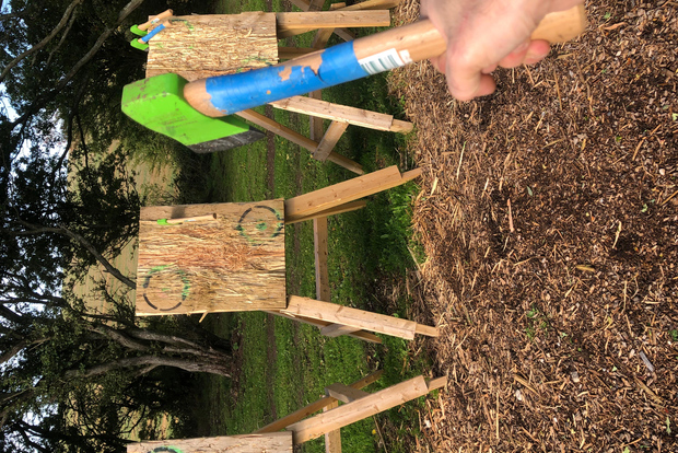 Brighton: lancio dell'ascia