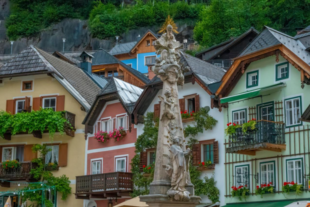 Hallstatt: City Highlights Guided Walking Tour