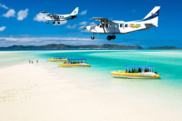 Whitsundays: Ozean-Rafting-Tour mit Schnorcheln & Rundflug
