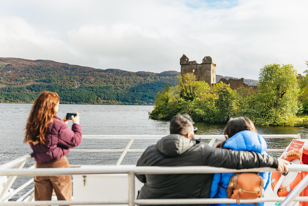 Von Inverness aus: Geführte Tagestour zum Loch Ness