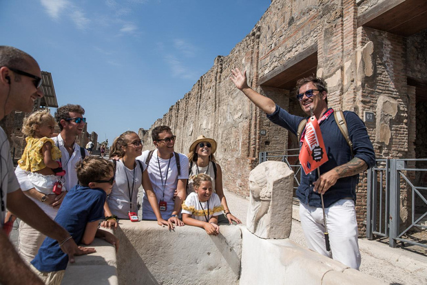 Pompei: Tour guidato a piedi con biglietto di ingresso prioritario