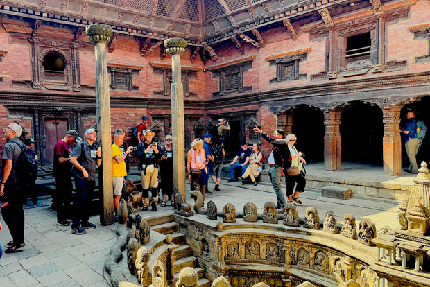 Kathmandu: 4/7 UNESCO Heritage tour with Local Woman Guide