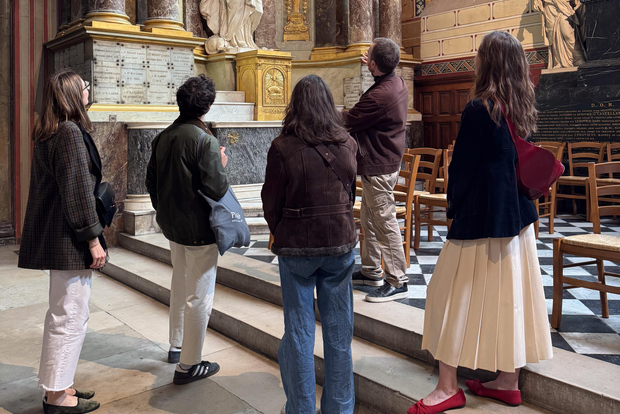 Parigi: tour a piedi delle chiese storiche con drink