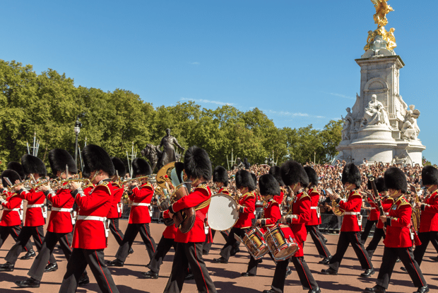 Londra: tour a piedi del Cambio della Guardia con un piccolo gruppo