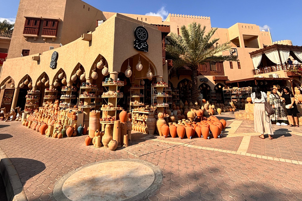 Muscat: 4x4 Adventure Through Jebel Akhdar and Nizwa