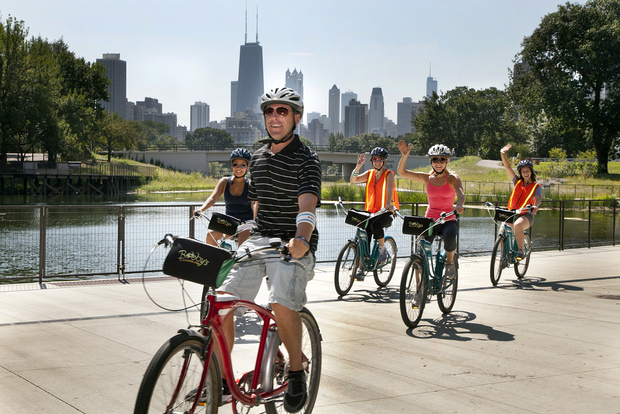 Chicago: Lakefront Neighborhoods Bike Tour