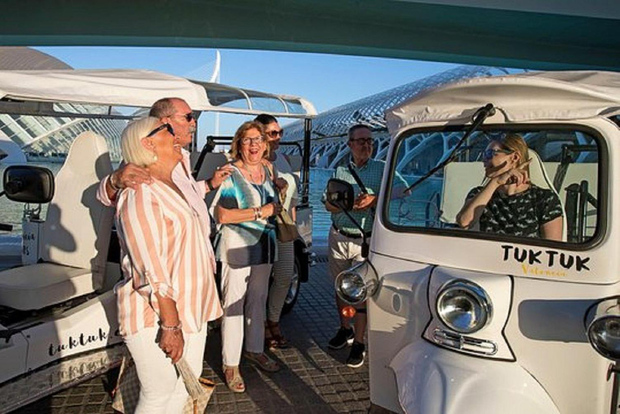 Valencia: Tour completo in Tuk-Tuk della città