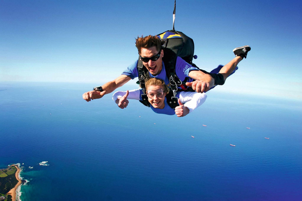 From Sydney: Tandem Skydive Experience over Wollongong Beach