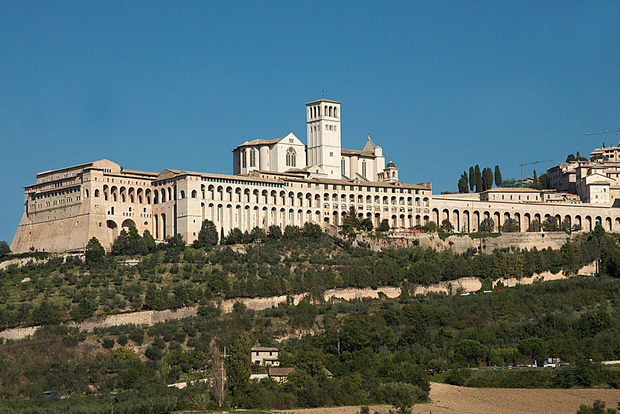From Rome: Umbria, Assisi and Orvieto Day Tour
