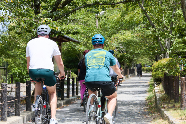 Kyoto: tour in e-bike alla scoperta dei tesori nascosti attraverso vicoli e templi