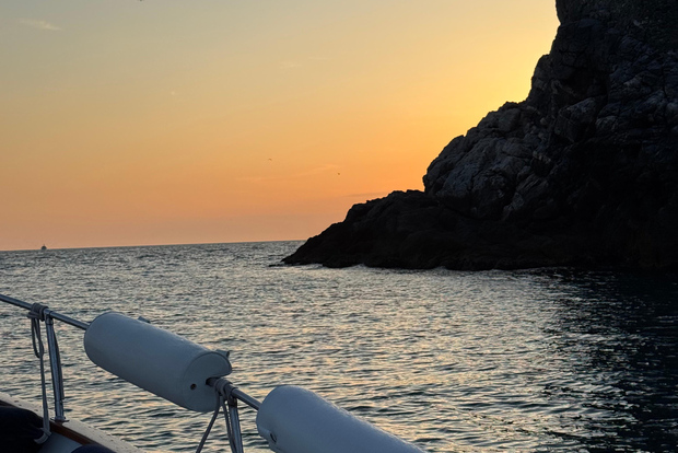 La Spezia: Sunset boat tour in Golfo Dei Poeti