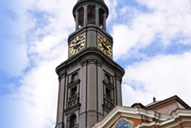 St. Michael’s, Elbe Tunnel & Harbor 2-Hour Hamburg Tour