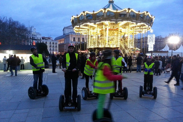 Madrid by Night: 1-Hour Segway Tour