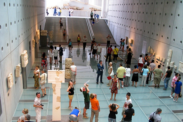 Tour turístico privado en minibús por Atenas con almuerzo