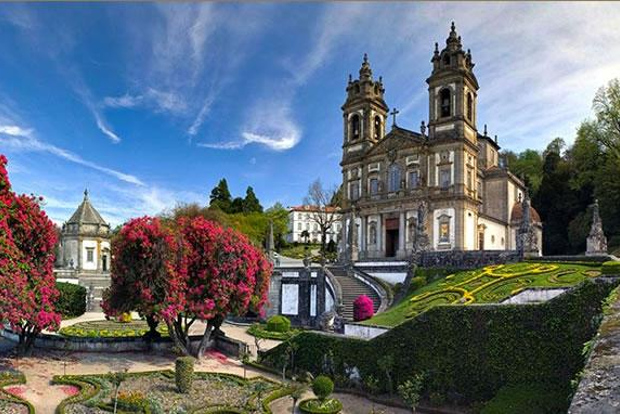 Da Porto: escursione di un giorno a Braga e Guimarães con pranzo