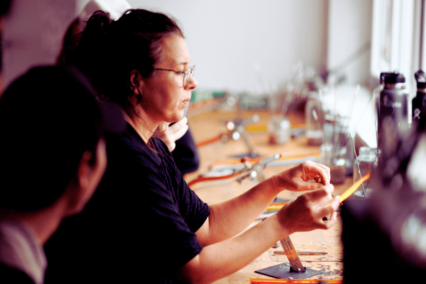 Kabelvåg: Laboratorio di gioielli in vetro