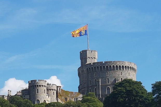 Castello di Windsor e Palazzo di Hampton Court Tour VIP in taxi nero