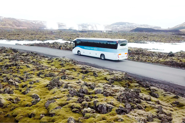 Dall'aeroporto di Reykjavik/Keflavik: Trasferimento per la Laguna Blu di 1 giorno