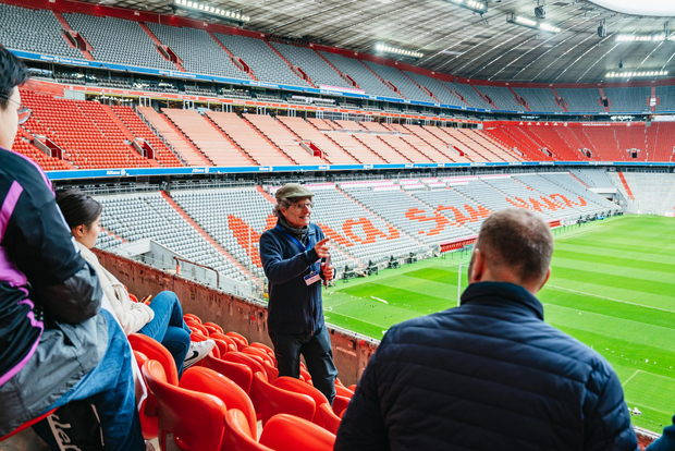 Monaco di Baviera: Tour della città in autobus e tour dell'Allianz Arena del FC Bayern Monaco