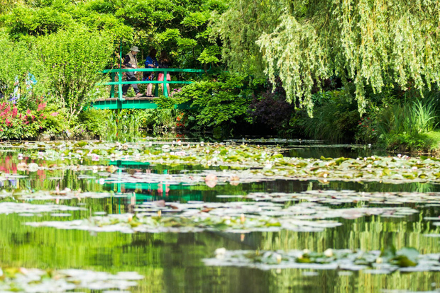 Liten grupp Giverny och Van Goghs rum i Auvers från Paris
