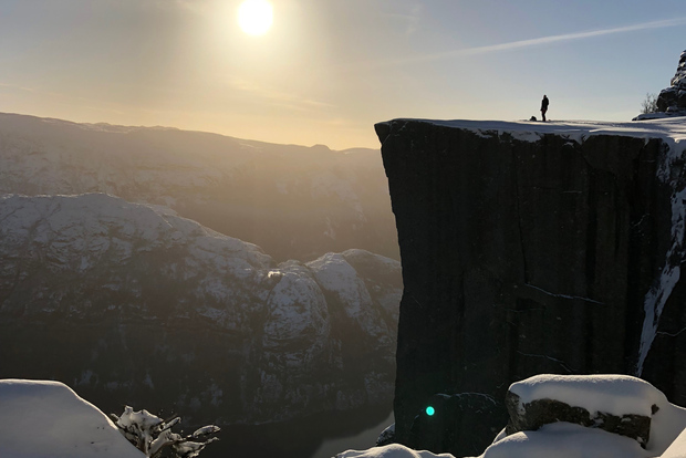 Stavanger: Guidad vintervandring Pulpit Rock Preikestolen