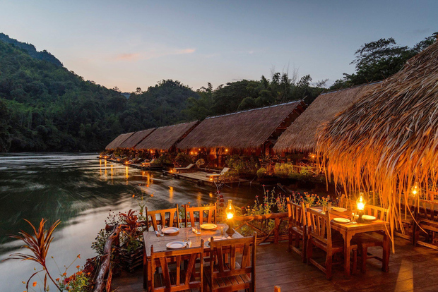 Bangkok: 2-Day River Kwai Trip with Floating Hotel and Meals