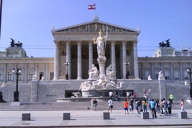 Vienna imperiale: Tour di un giorno da Budapest