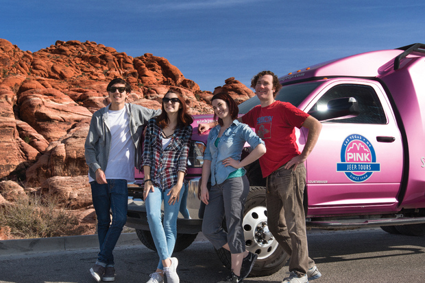 Las Vegas: Red Rock Canyon in an Adventure Tour Trekker