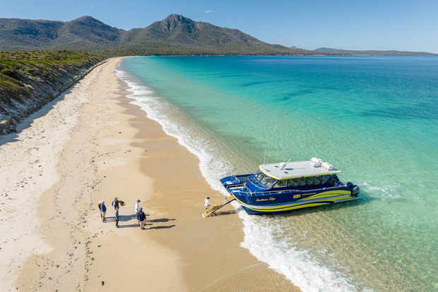 Coles Bay: Freycinet National Park Water Taxi Service