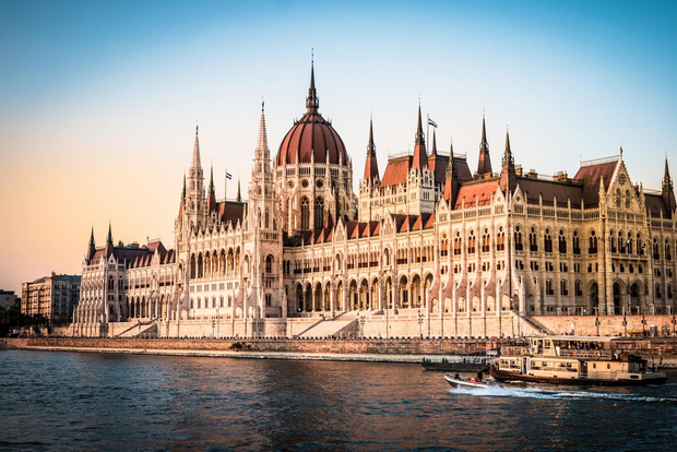 Vienna: Budapest Day Trip