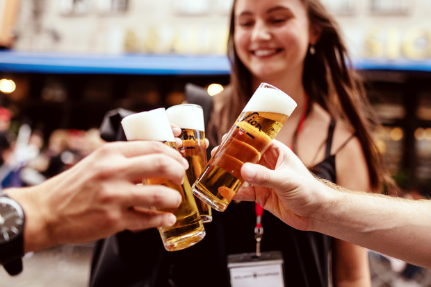 Cologne: Brewery Tour with 3 Kölsch Beer Tastings