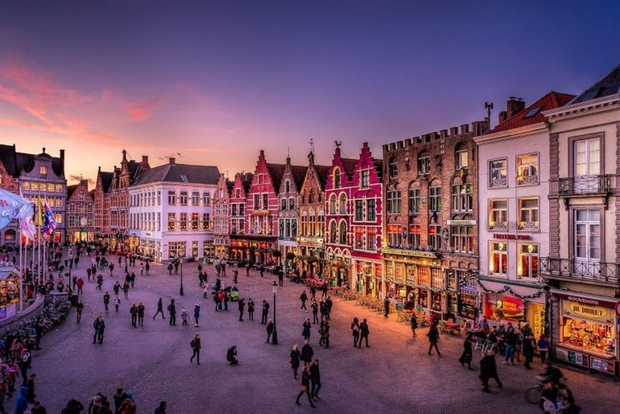 Brüssel: Private City Highlights Tour in einem Mercedes-Benz