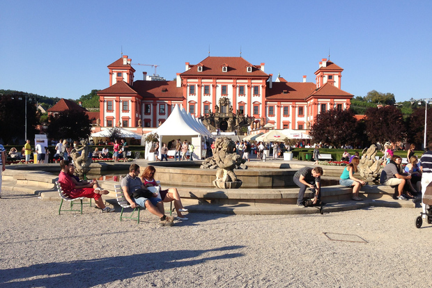 Prag: Fluss & Park Fahrrad Tour zum Schloss Troja